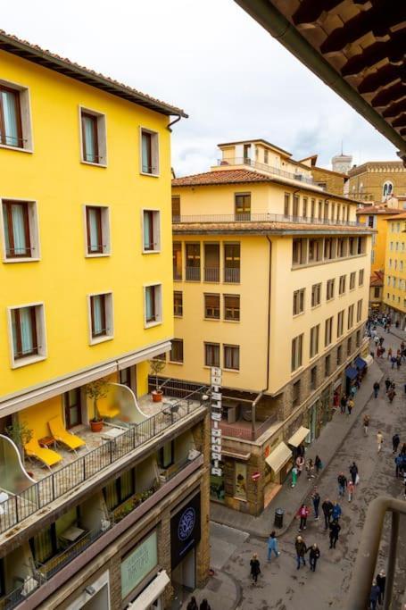 Appartamento Centralissimo - Ponte Vecchio フィレンツェ エクステリア 写真